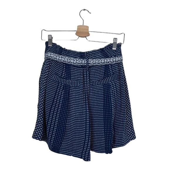 Anthropologie Blue Embroidered Shorts Size XS - Picture 9 of 16